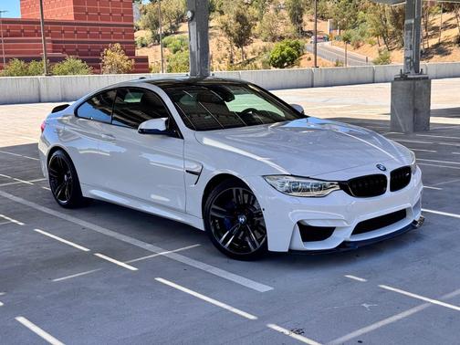 White 2015 BMW M4 Base