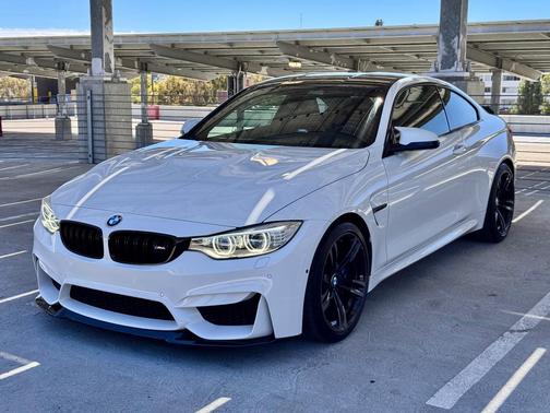 White 2015 BMW M4 Base
