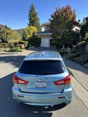 Blue 2011 Mitsubishi Outlander Sport SE