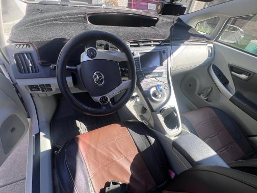 2010 Toyota Prius V