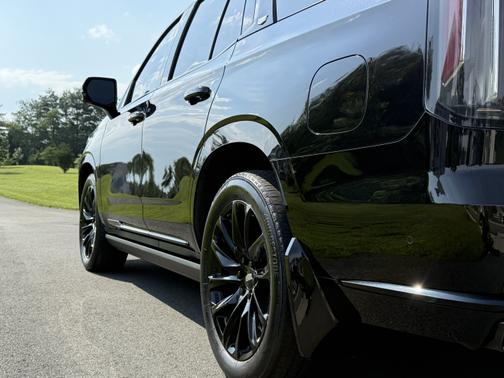 2022 Cadillac Escalade Sport
