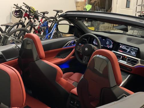 Photo 5 of 7 of 2022 BMW M4 Competition xDrive