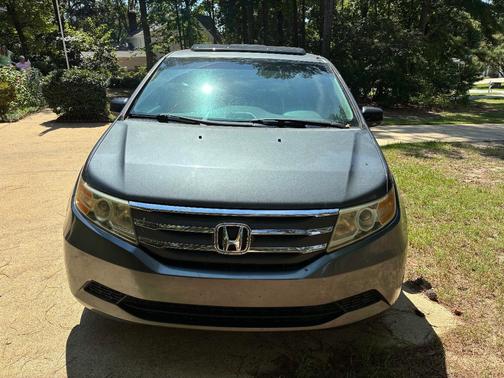 Gray 2011 Honda Odyssey EX-L