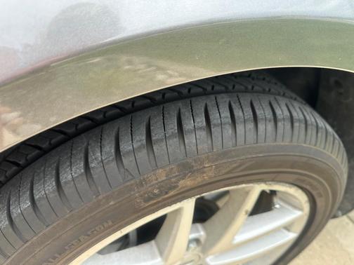 Gray 2010 Ford Fusion SEL