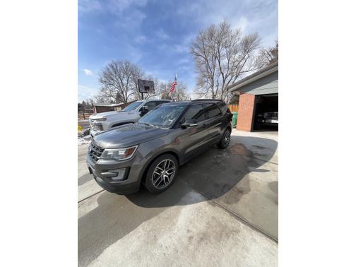 2016 Ford Explorer Sport