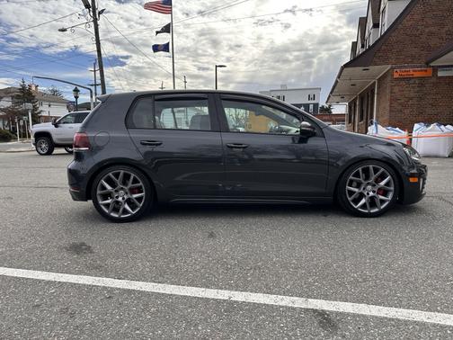 2014 Volkswagen GTI Drivers Edition