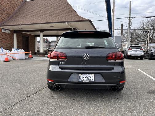 2014 Volkswagen GTI Drivers Edition
