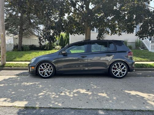 2014 Volkswagen GTI Drivers Edition