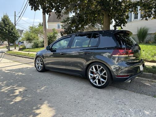 2014 Volkswagen GTI Drivers Edition