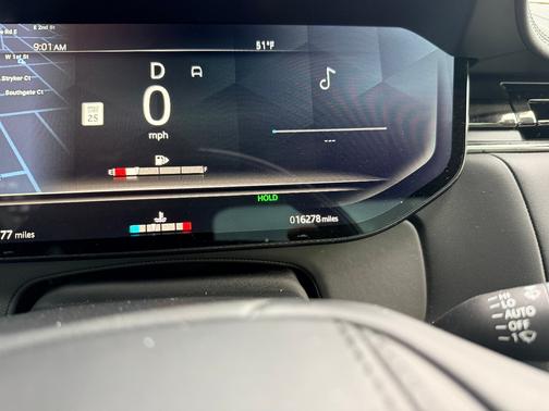 2023 Land Rover Range Rover P400 SE SWB