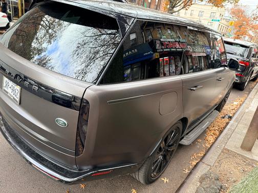 2023 Land Rover Range Rover P400 SE SWB