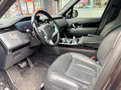 2023 Land Rover Range Rover P400 SE SWB