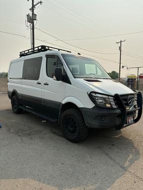 White 2017 Mercedes-Benz Sprinter 2500 Standard Roof
