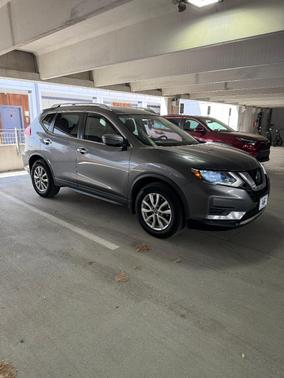 Gray 2018 Nissan Rogue SV