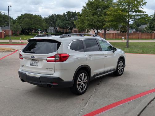 White 2019 Subaru Ascent Limited 8-Passenger