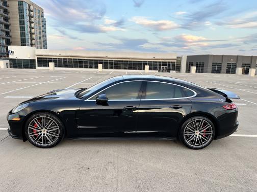 2017 Porsche Panamera Panamera Turbo