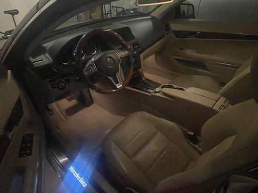 Black 2013 Mercedes-Benz E-Class E 350