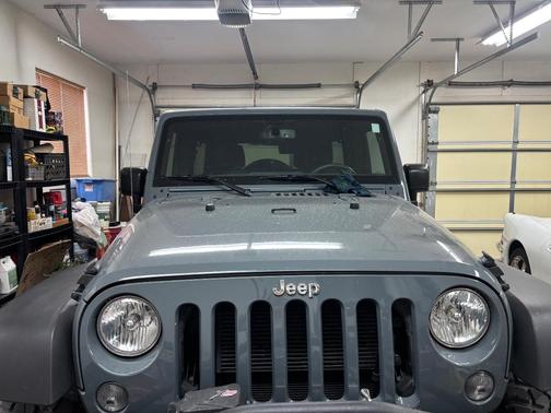 Gray 2015 Jeep Wrangler Unlimited Rubicon