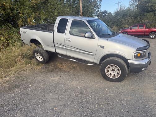 2000 Ford F-150 Work Series SuperCab
