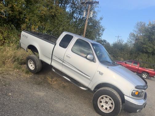 2000 Ford F-150 Work Series SuperCab