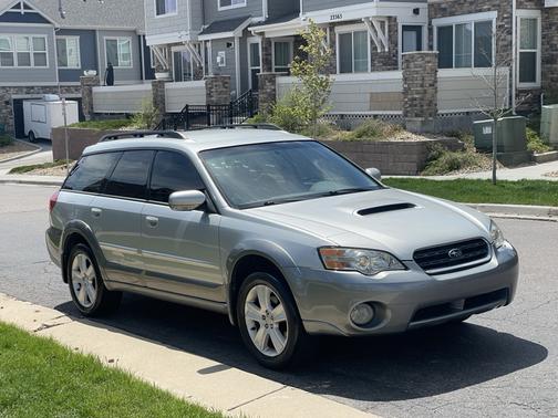 2006 Subaru Outback 2.5 XT