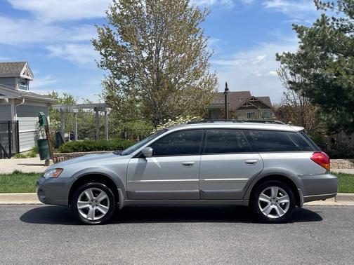 2006 Subaru Outback 2.5 XT