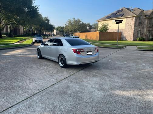 2014 Toyota Camry LE