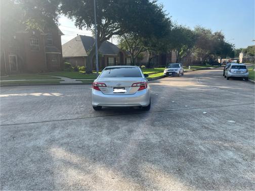 2014 Toyota Camry LE