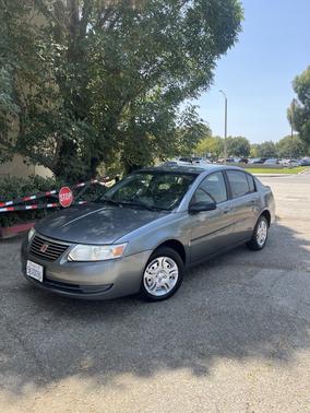Green 2005 Saturn Ion 2
