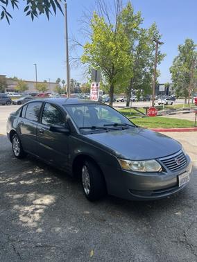 Green 2005 Saturn Ion 2