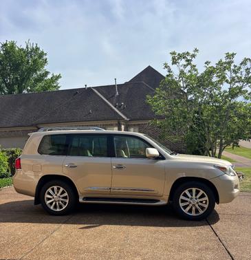 White 2008 Lexus LX 570 Base