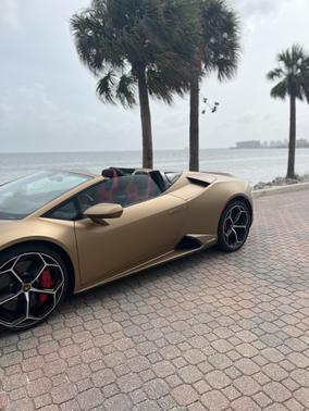 2022 Lamborghini Huracan EVO Base