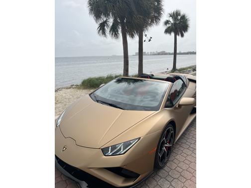 2022 Lamborghini Huracan EVO Base