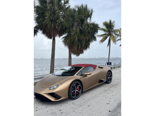 2022 Lamborghini Huracan EVO Base