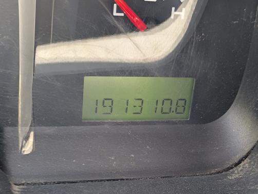 Gray 2004 Ford F-150 XLT SuperCab