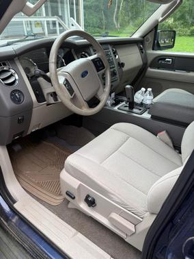 Blue 2011 Ford Expedition XLT