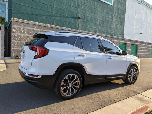 2021 GMC Terrain SLT