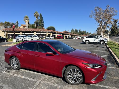 2019 Lexus ES 350 Luxury