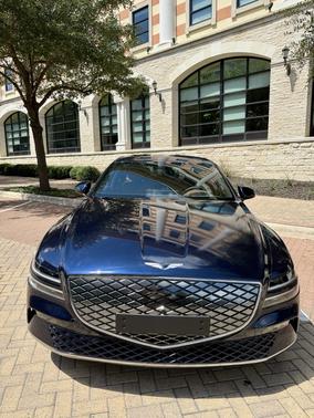2023 Genesis Electrified G80 Base