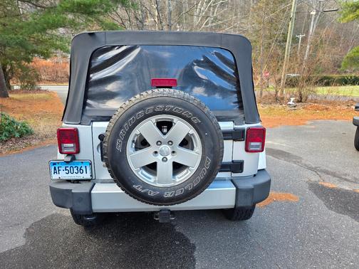 2011 Jeep Wrangler Unlimited Sahara