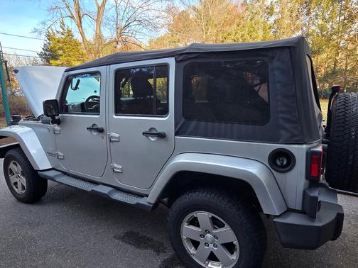 2011 Jeep Wrangler Unlimited Sahara