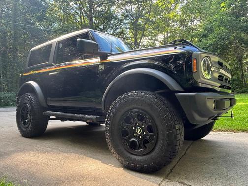 Black 2023 Ford Bronco Big Bend