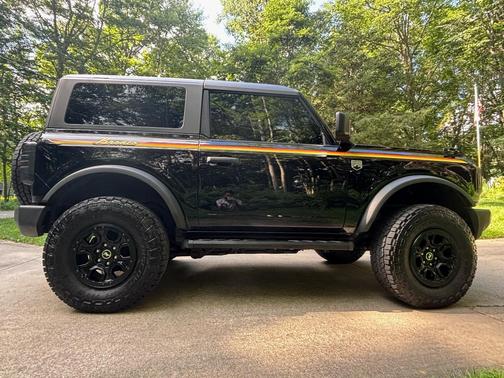 Black 2023 Ford Bronco Big Bend