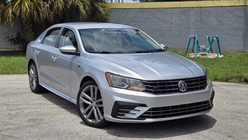 Silver 2017 Volkswagen Passat 1.8T R-Line w/Comfort