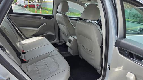 Silver 2017 Volkswagen Passat 1.8T R-Line w/Comfort