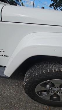 White 2017 Jeep Wrangler Sahara