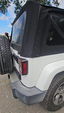White 2017 Jeep Wrangler Sahara
