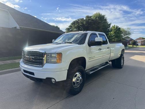 White 2013 GMC Sierra 3500 Denali