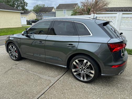 Gray 2018 Audi SQ5 3.0T Prestige