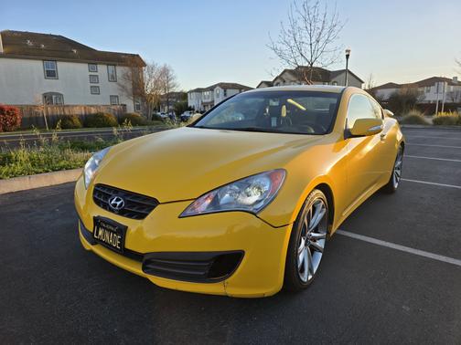 2011 Hyundai Genesis Coupe 3.8 Track
